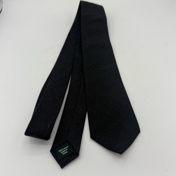 J Crew Factory 100% Wool The Narrow Tie Gray 2.5” Total length 60” - Picture 4 of 5